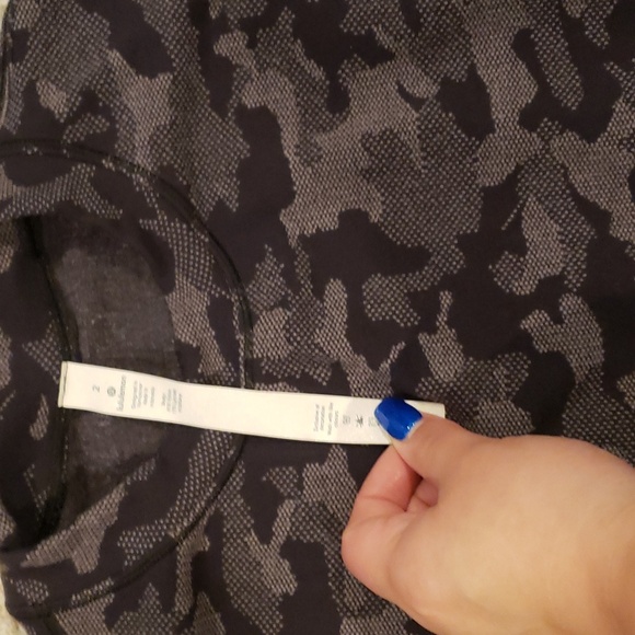 Lululemon Long Sleeve Top - Picture 2 of 5